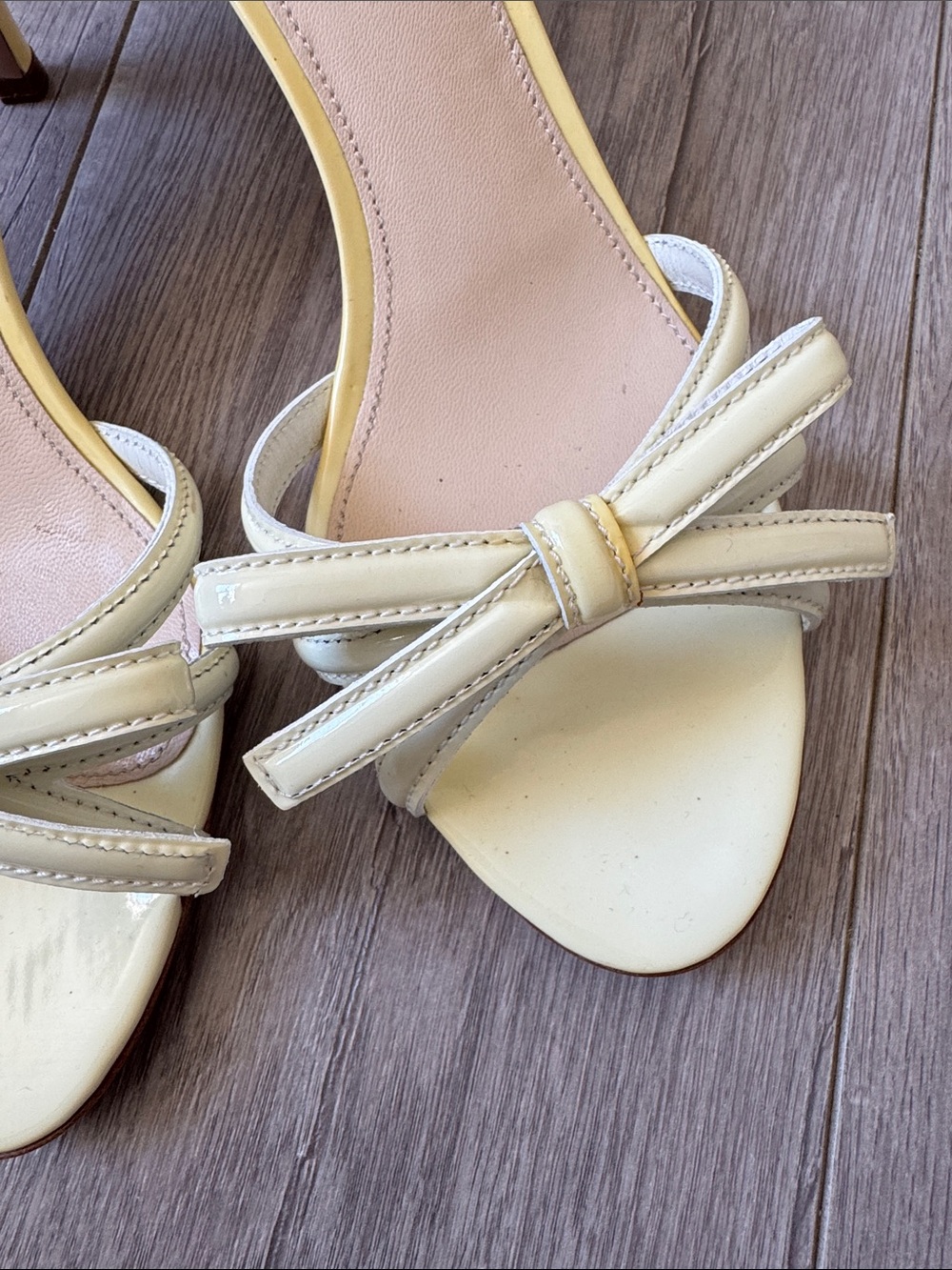 Prada Y2K Butter Yellow Patent Leather Bow Kitten Heel Sandals 37.5 Coquette - Picture 8 of 10